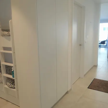 In Estartit With Sea Apartman *